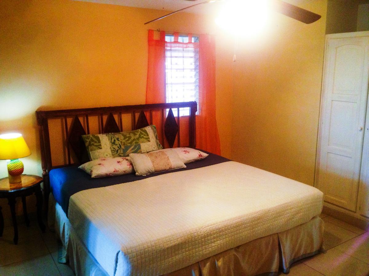 El Risco Hostel: Bed And Breakfast Alto Boquete Exterior photo